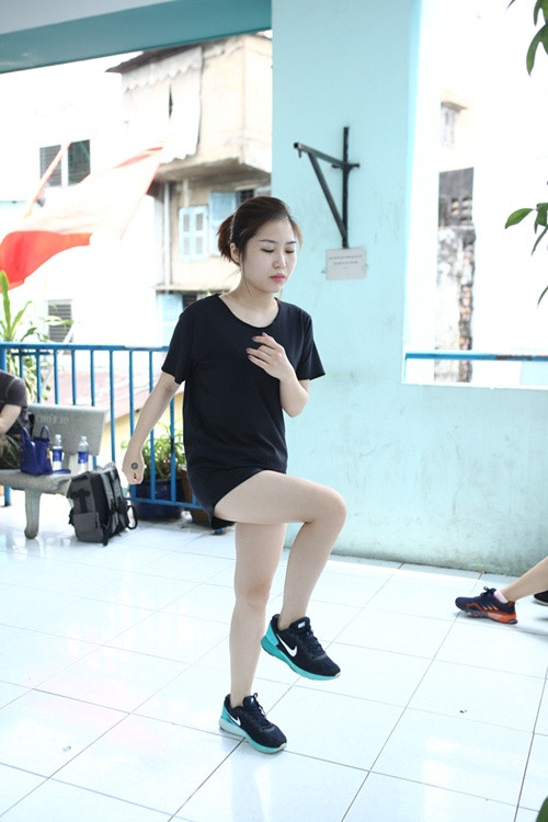 Hương Tràm hồi hộp trước giờ tái ngộ tình cũ Bùi Anh Tuấn ảnh 6 huong tram hoi hop truoc gio tai ngo tinh cu bui anh tuan - 6