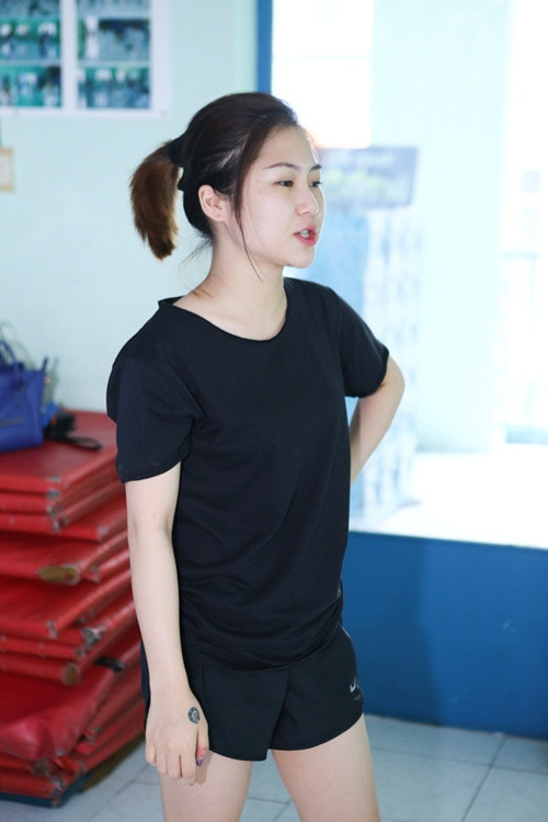 Hương Tràm hồi hộp trước giờ tái ngộ tình cũ Bùi Anh Tuấn ảnh 3 huong tram hoi hop truoc gio tai ngo tinh cu bui anh tuan - 3