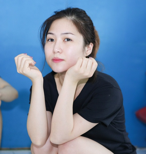 Hương Tràm hồi hộp trước giờ tái ngộ tình cũ Bùi Anh Tuấn ảnh 4 huong tram hoi hop truoc gio tai ngo tinh cu bui anh tuan - 4