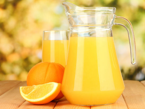 Không nên uống nước ép hoa quả trong bữa sáng
