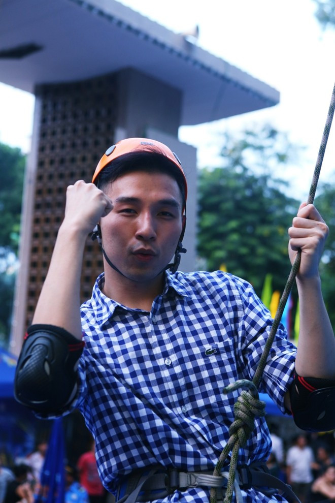 Đó cũng là lý do giúp chương trình “Chinh phục bức tường Tiger lớn nhất Việt Nam” thu hút hàng nghìn bạn trẻ Hà thành đăng ký tham gia ở ngày đầu tiên. Đó cũng là lý do giúp chương trình “Chinh phục bức tường Tiger lớn nhất Việt Nam” thu hút hàng nghìn bạn trẻ Hà thành đăng ký tham gia ở ngày đầu tiên.