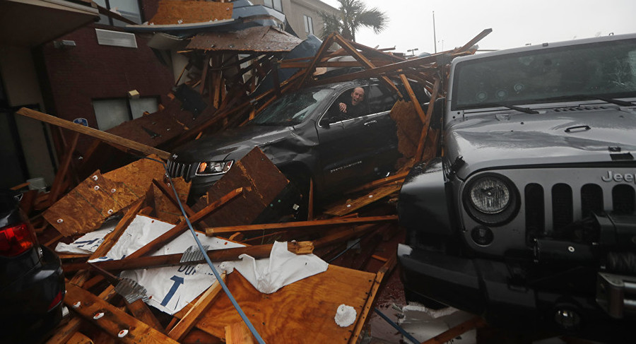 Michael: Siêu bão mạnh nhất Mỹ trong 50 năm quần đảo bang Florida