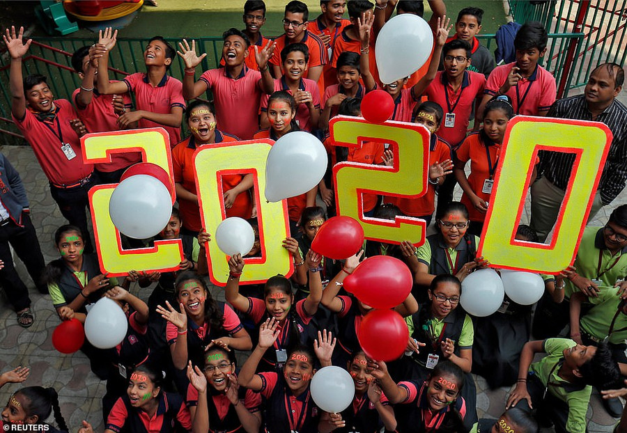 HS Ấn Độ hân hoan chào năm 2020