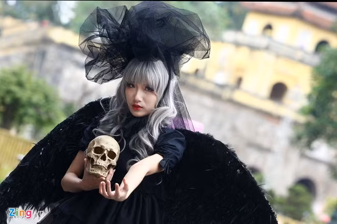 Võ sĩ sumo đấu vật giữa Hoàng thành Thăng Long