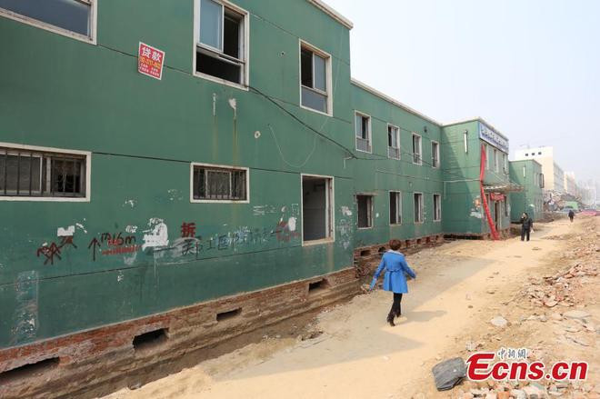 "Thần đèn" Trung Quốc dịch chuyển tòa nhà 1.700 m2 ảnh 3