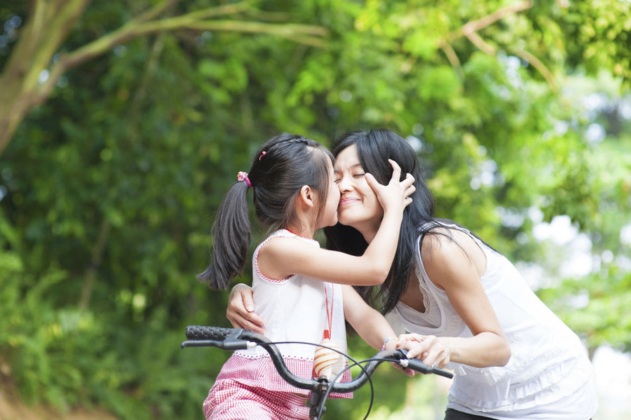 Mẹ và con gái 2 Mẹ và con gái 2