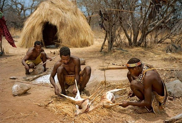 Bộ tộc sống quần hôn và sở thích