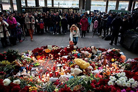 nuoc nga chien dau voi moi de doa is tu ben trong lanh tho hinh 0