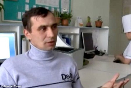 Alexey Gom rơi vào giấc ngủ kéo dài hơn 30 tiếng khi cùng vợ về thăm người thân ở làng Kalachi.
