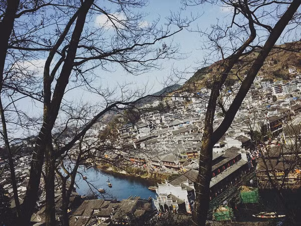 Cảnh đẹp mê mẩn của Phượng Hoàng cổ trấn sẽ khiến bạn ước ao một lần được đến - Ảnh 24.