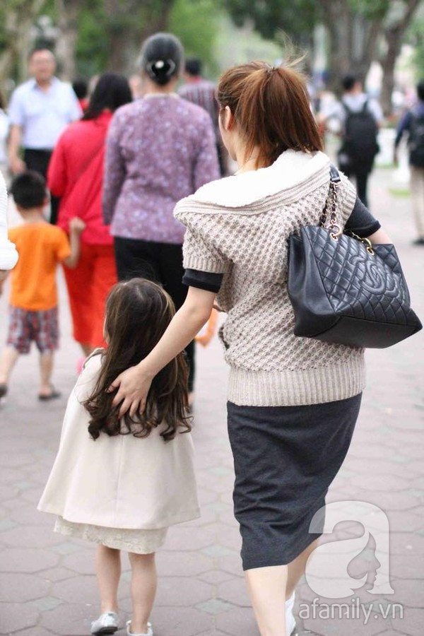 MC Bạch Lan Phương: Làm mẹ không có nghĩa là quên bản thân mình! ảnh 6 MC Bạch Lan Phương: Làm mẹ không có nghĩa là quên bản thân mình! ảnh 6