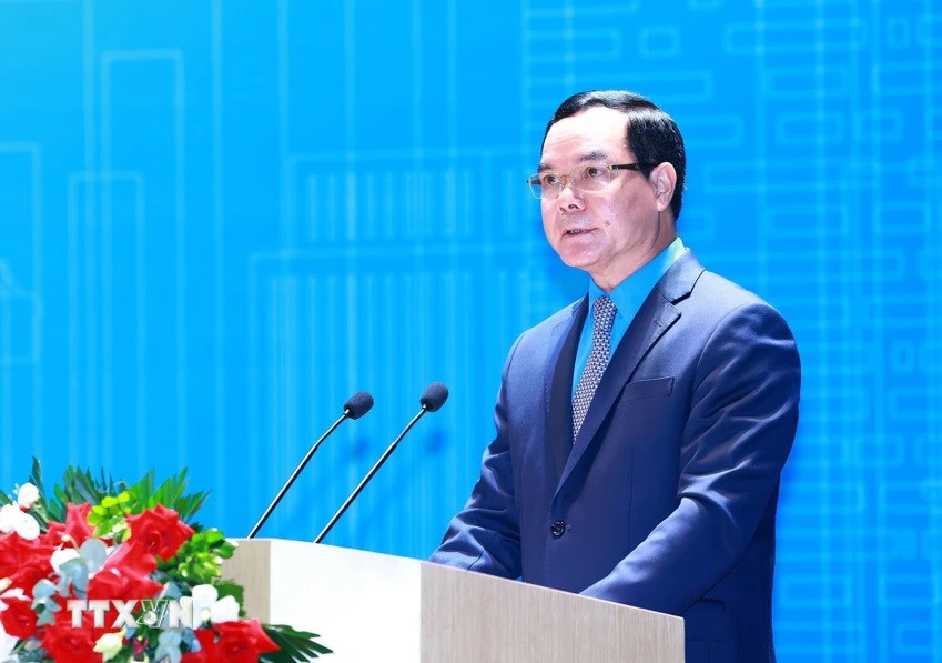Chủ tịch Tổng Liên đoàn Lao động Việt Nam Nguyễn Đình Khang phát biểu. (Ảnh: Dương Giang/TTXVN)
