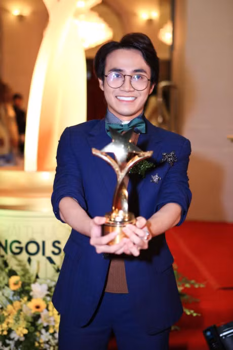 Dan my nhan showbiz Viet dap diu tham du giai thuong dien anh - Anh 16