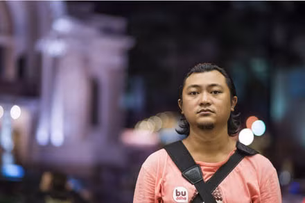 Dao dien Phan Gia Nhat Linh: 