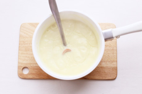 Sup khoai lang pho mai nong hoi bo duong cho bua sang cuoi tuan - Anh 3