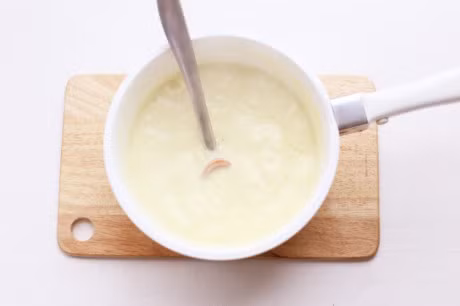 Sup khoai lang pho mai nong hoi bo duong cho bua sang cuoi tuan - Anh 3