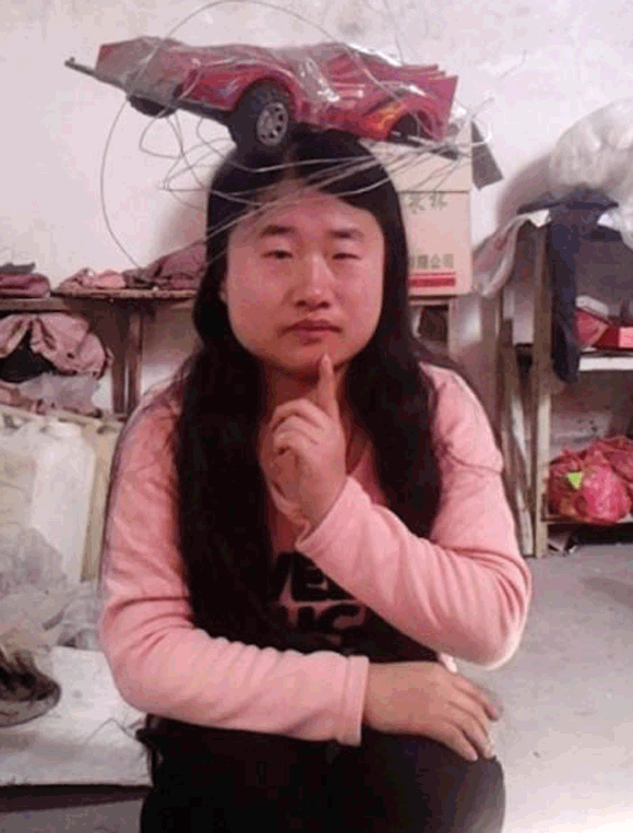 "Tiên nữ" Vương Thư Anh với phong cách thời trang đồng nát "có một và không thể có hai".