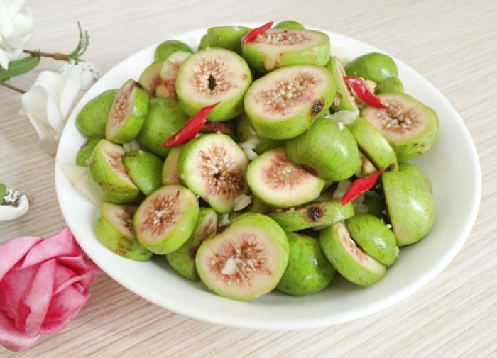 Sung muối xổi chua ngọt giòn ngon. me