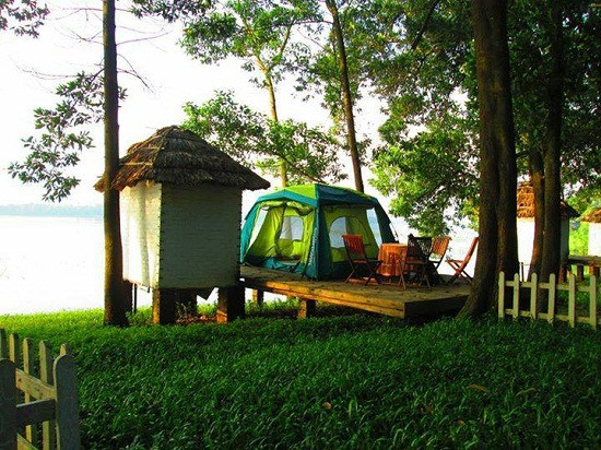 Sơn Tinh Camp Mô tả ảnh.