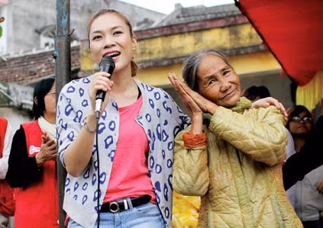 5 my nhan co ly lich sach se nhat o showbiz Viet - Anh 8