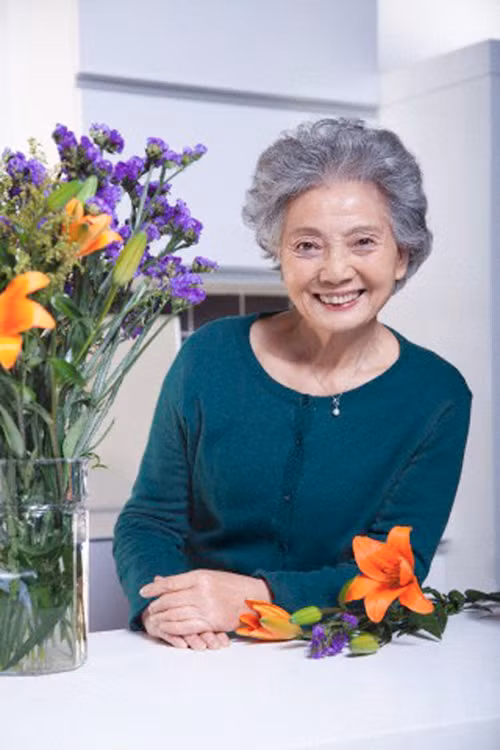 Ấm ức vì… mẹ chồng hoa khôi 2