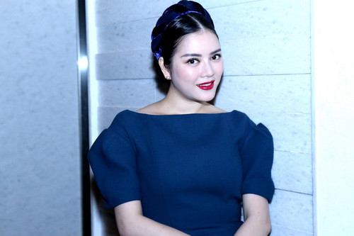 Lý Nhã Kỳ xuất hiện