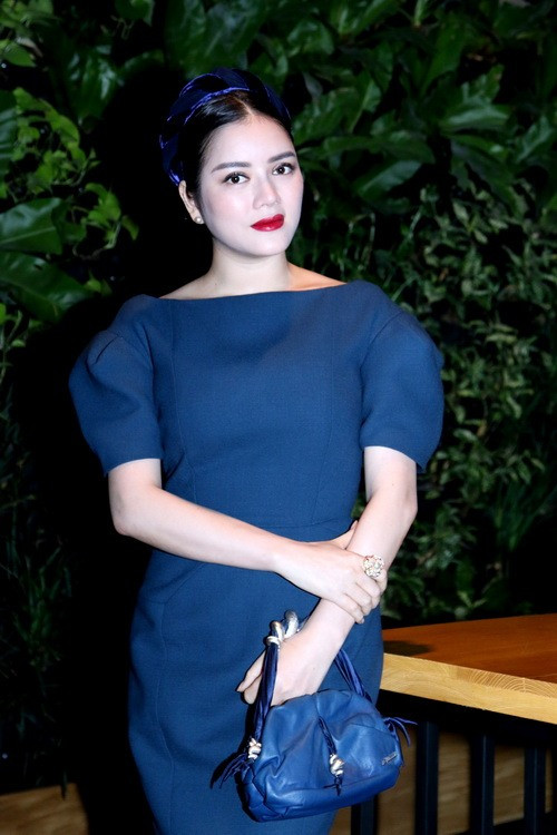Lý Nhã Kỳ xuất hiện