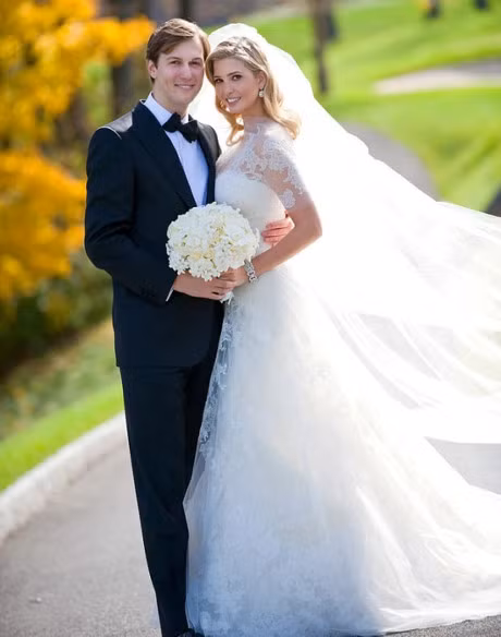 Nhung my nhan tung mac cac bo vay cuoi dep nhat moi thoi dai - Anh 12