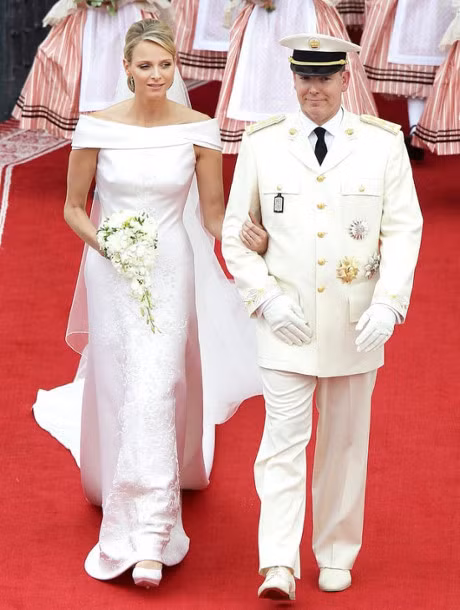 Nhung my nhan tung mac cac bo vay cuoi dep nhat moi thoi dai - Anh 9