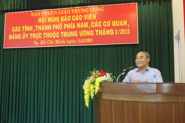 Thứ trưởng Nguyễn Vinh Hiển phát biểu tại Hội nghị Thứ trưởng Nguyễn Vinh Hiển phát biểu tại Hội nghị