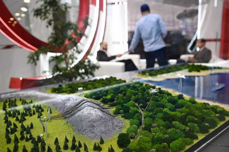 Mô hình trạm radar trên đường chân trời của sóng bề mặt &quot;Sunflower-E&quot;