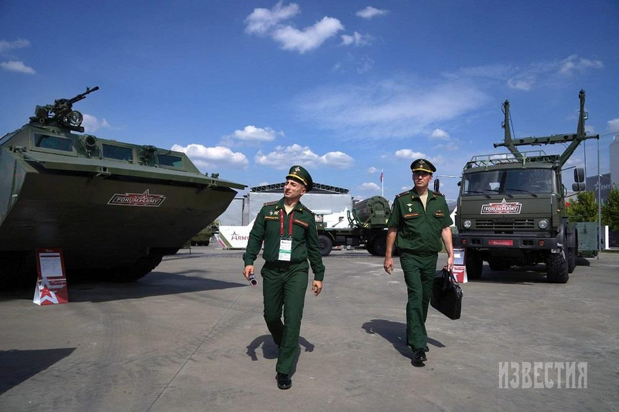 Các phái đoàn từ hơn 70 quốc gia đã đến tham dự diễn đàn