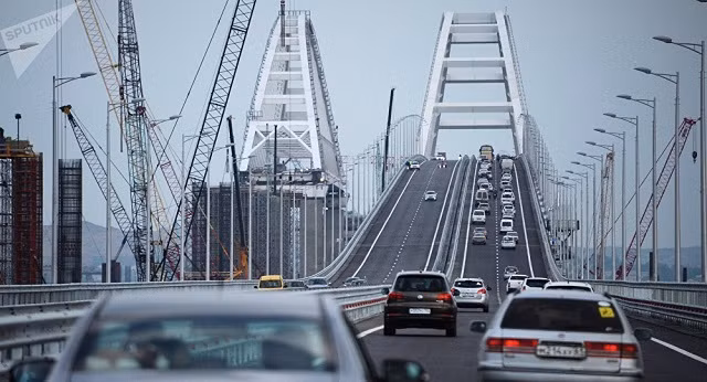 Nga mới khánh thành cây cầu dài 19km bắc qua eo biển Kerch