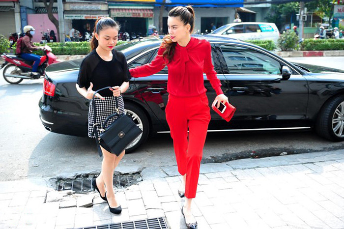 Hà Hồ "chi bạo" cho xe sang tiền tỷ ảnh 1 Hà Hồ "chi bạo" cho xe sang tiền tỷ ảnh 1