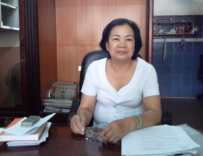 Bà Đỗ Thị Thuận chia sẻ về những hành động thiết thực trong xây dựng quê hương. Bà Đỗ Thị Thuận chia sẻ về những hành động thiết thực trong xây dựng quê hương.