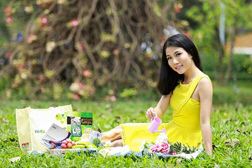 Thùy Dương dịu dàng và rực rỡ đón hè ảnh 3 Thùy Dương dịu dàng và rực rỡ đón hè - 3