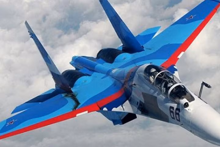 Putin nhắc nhở không quân sẵn sàng chiến tranh