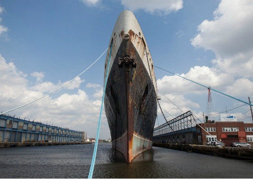 loi-keu-cuu-cua-con-tau-huyen-thoai-my