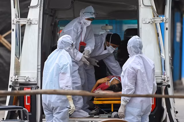 Ấn Độ giữa “sóng thần” Covid-19: Lò thiêu nóng chảy vì hoạt động liên tục ảnh 4