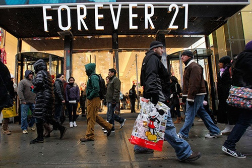 Một cửa hàng của Forever 21 tại New York. Ảnh: US News Forever-jpeg-6619-1431588301.jpg