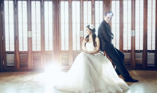 Bộ ảnh cưới đẹp lung linh chưa từng công bố của Duy Nhân - Ảnh 5