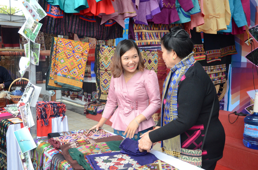 Sảm phẩm thổ cầm Lào của Điện Biên được giới thiệu tại các sự kiện chính trị, văn hóa, xã hội do địa phương tổ chức.