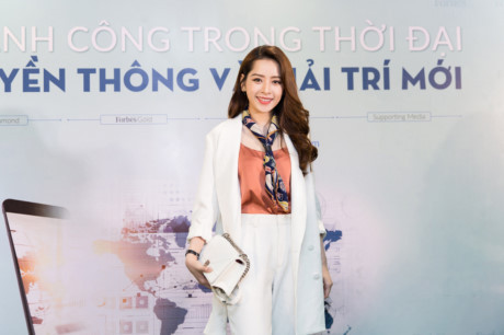 Đây là cách Chi Pu xây dựng Day la cach Chi Pu xay dung