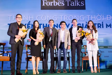 Day la cach Chi Pu xay dung 