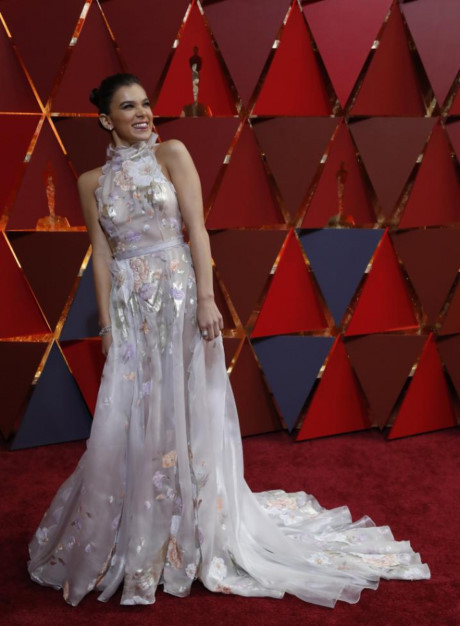 Dàn mỹ nhân xúng xính trên thảm đỏ Oscar 2017 - Ảnh 7 Dan my nhan xung xinh tren tham do Oscar 2017 - Anh 7