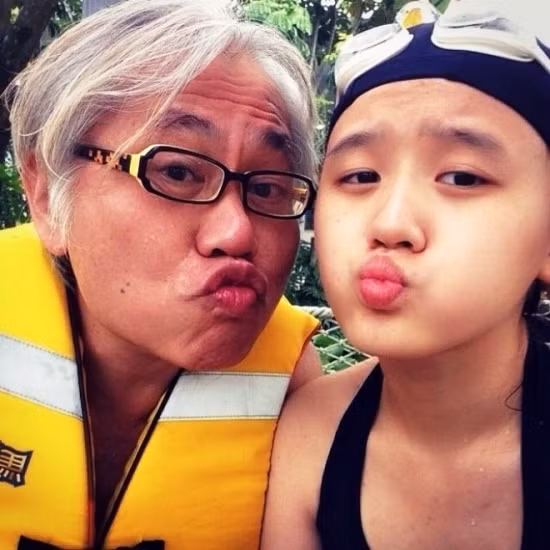 Những đám cưới chênh lệch tuổi tác khiến dân mạng xôn xao - Ảnh 4 Những đám cưới chênh lệch tuổi tác khiến dân mạng xôn xao - Ảnh 4