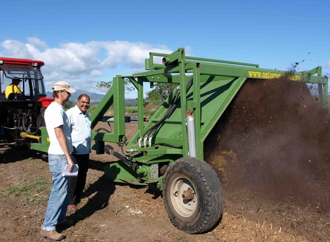 6. Một trang trại ở Delaware phủ hơn 4 tấn tiền mặt để tạo thành phân mỗi ngày. Trước kia, những đồng tiền hỏng thường bị đâm thủng và đốt. 12 sự thật thú vị ít biết về đồng tiền của Mỹ