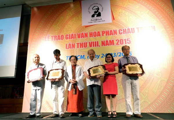 Trao giải Phan Chu Trinh lần 8