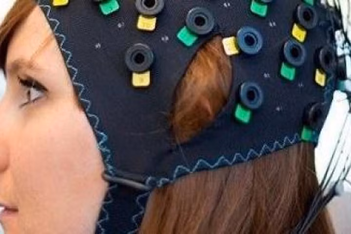 Thiết bị đọc ý nghĩ của những người bị liệt hoàn toàn