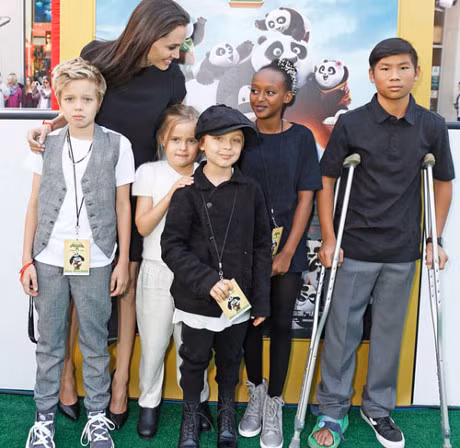 Nhung ngoi sao Hollywood co con sinh doi - Anh 3